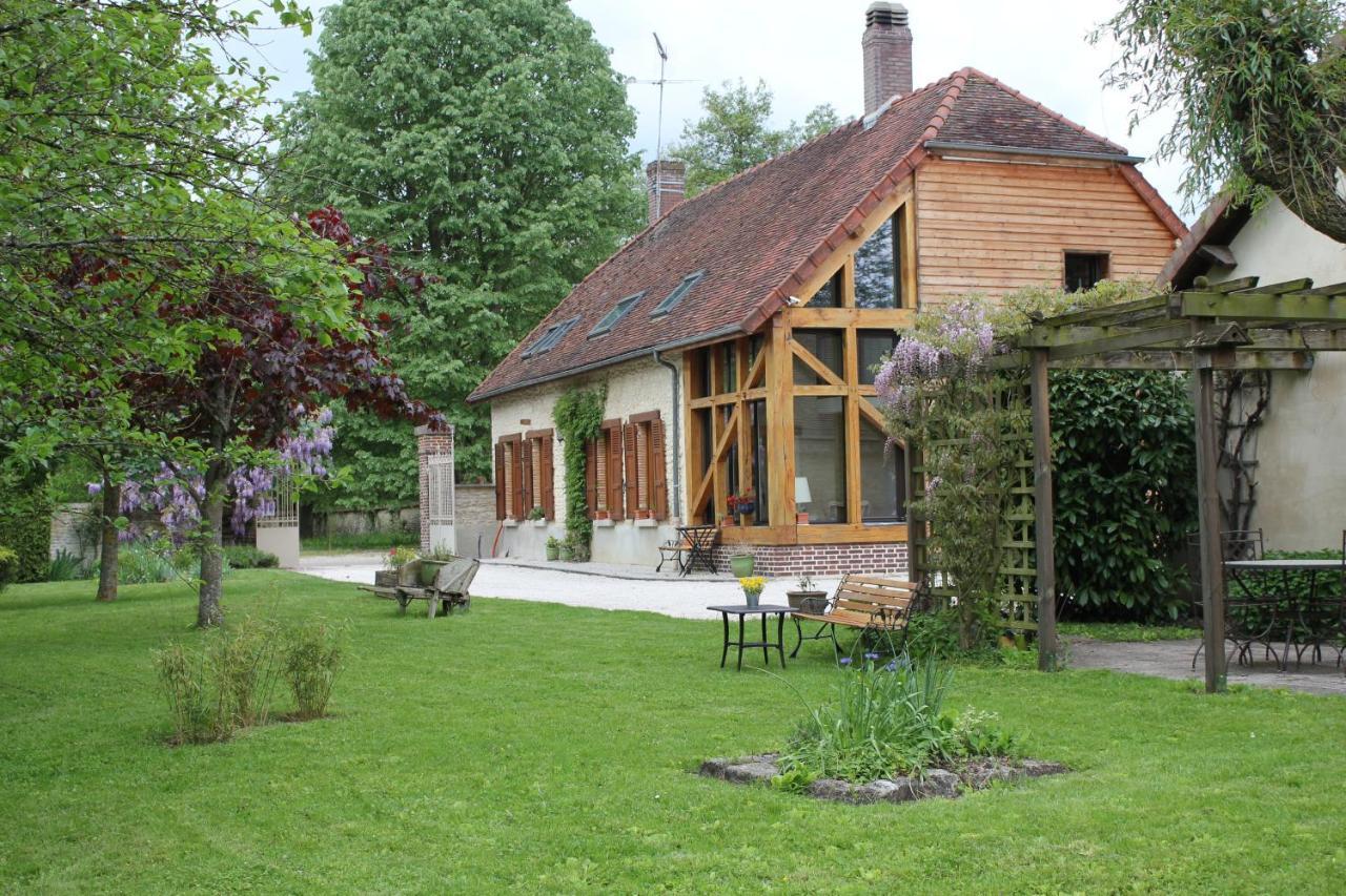 Bed and Breakfast La Croix St Jean Foucheres Экстерьер фото